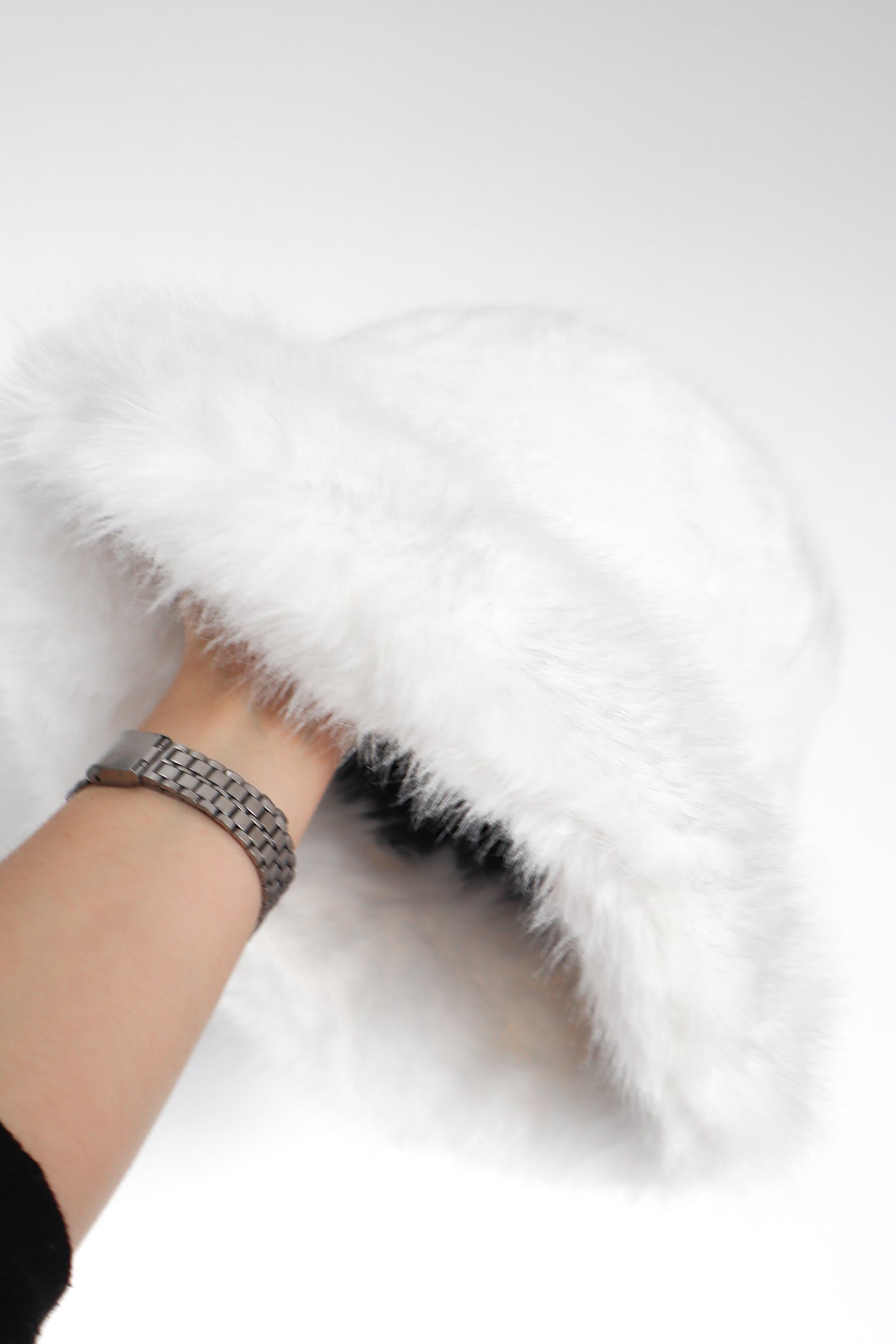 Pesquero de peluche (russian hat) BLANCO