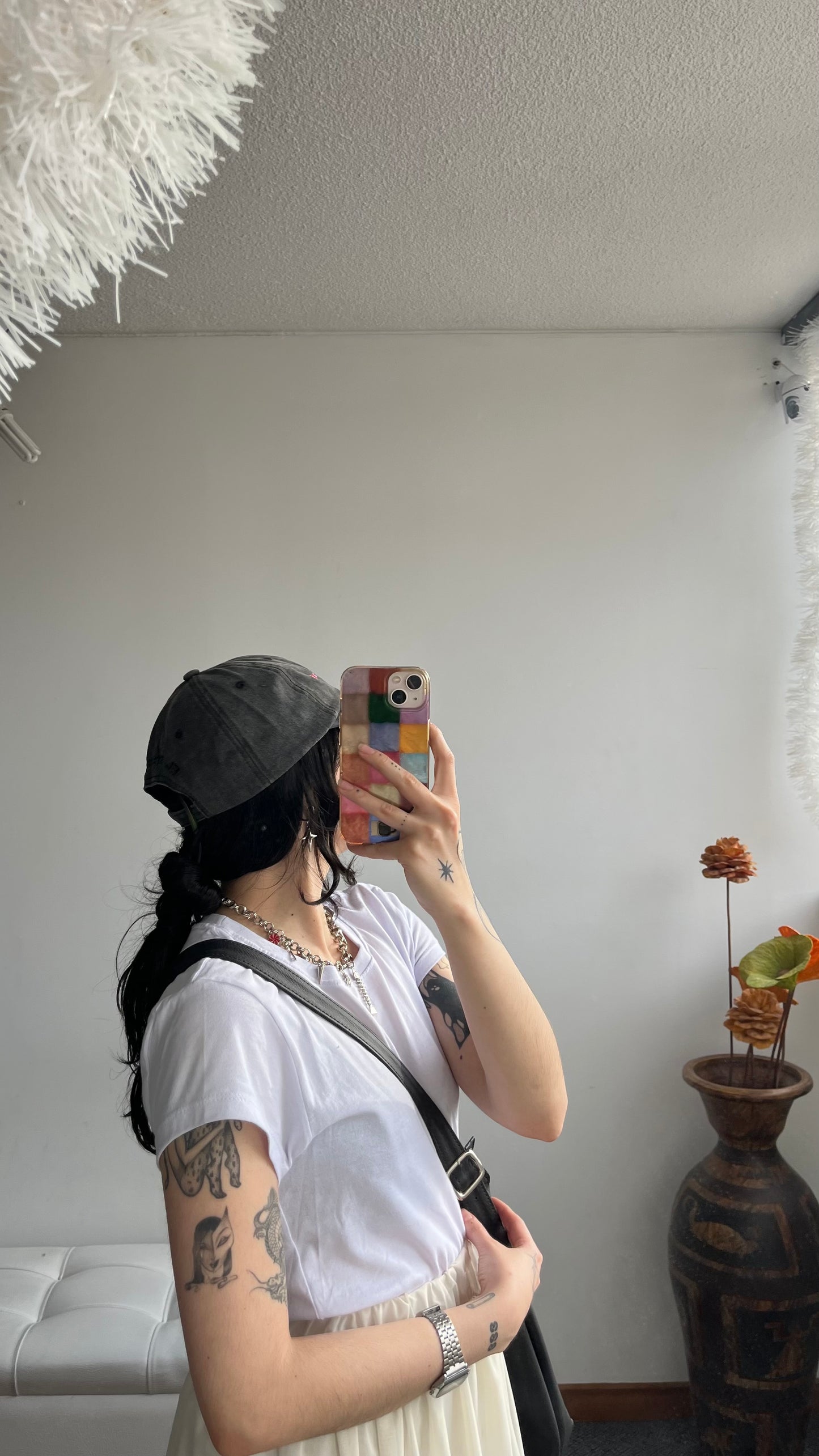 Gorra 'el arte nos salvará' negra