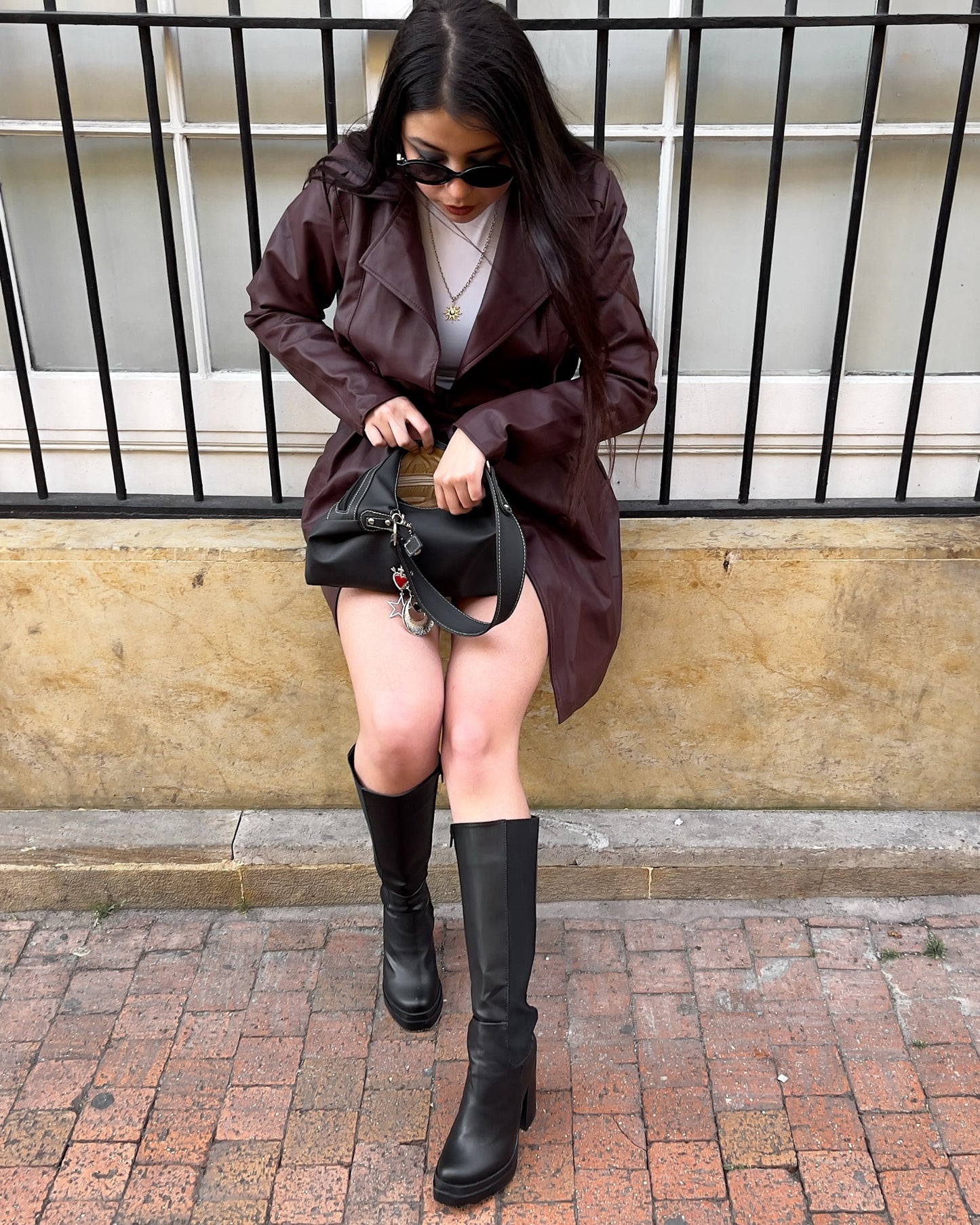 Gabán hot girl 007 vinotinto