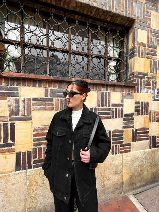 Chaqueta de jean ovejera -negra-