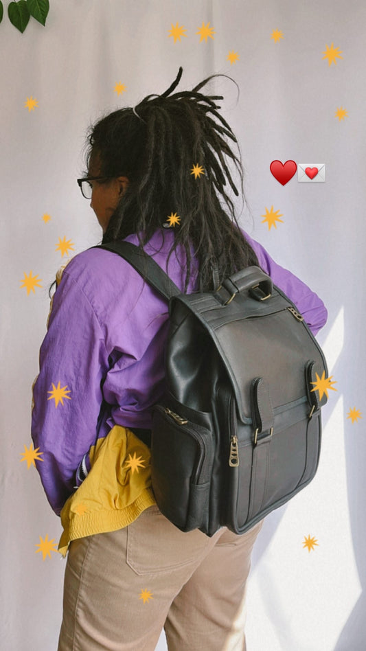 Súper mochila de cuero negra