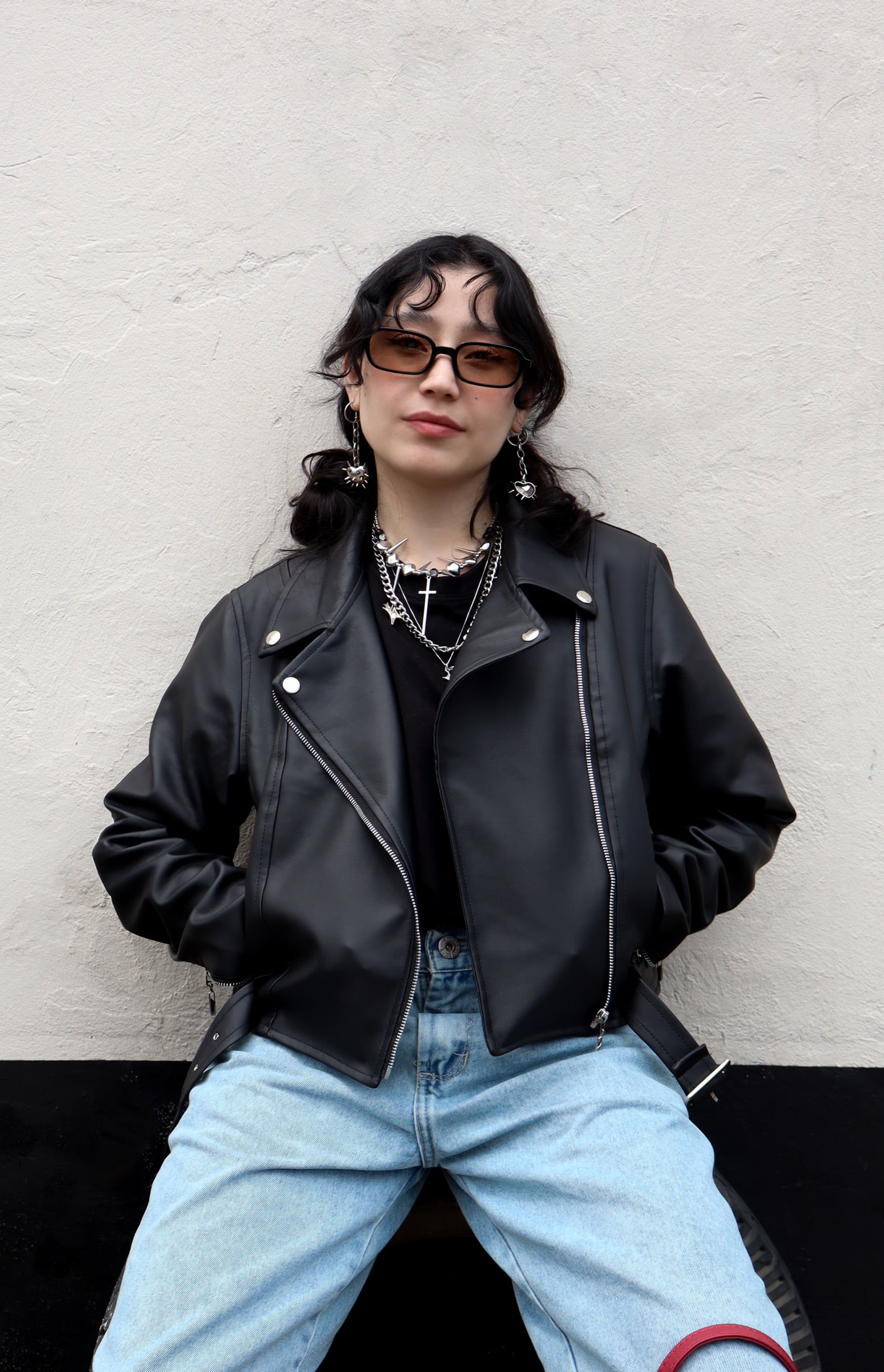 Chaqueta Arabella crop negra