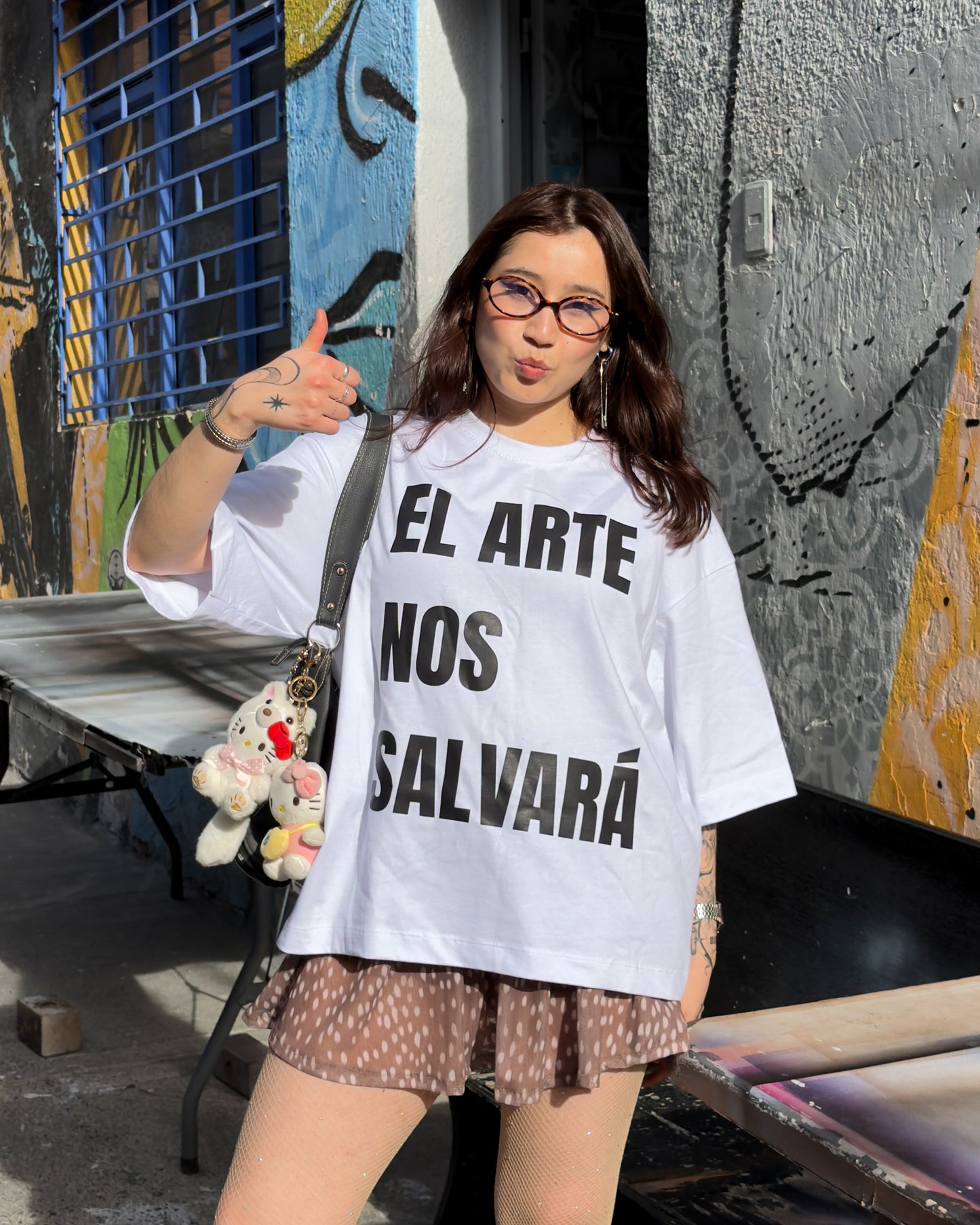Camiseta ‘El arte nos salvará’ boxy