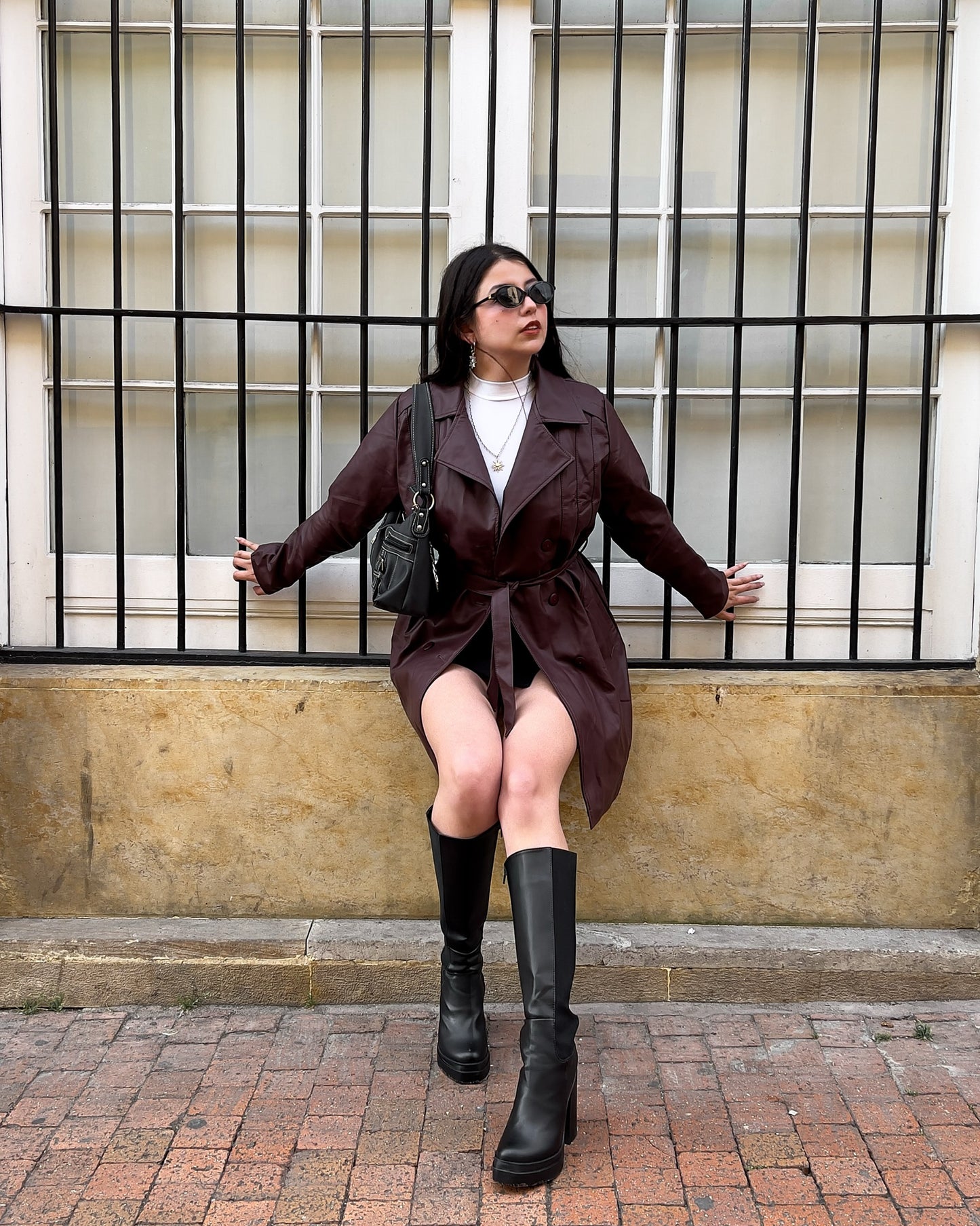 Gabán hot girl 007 vinotinto