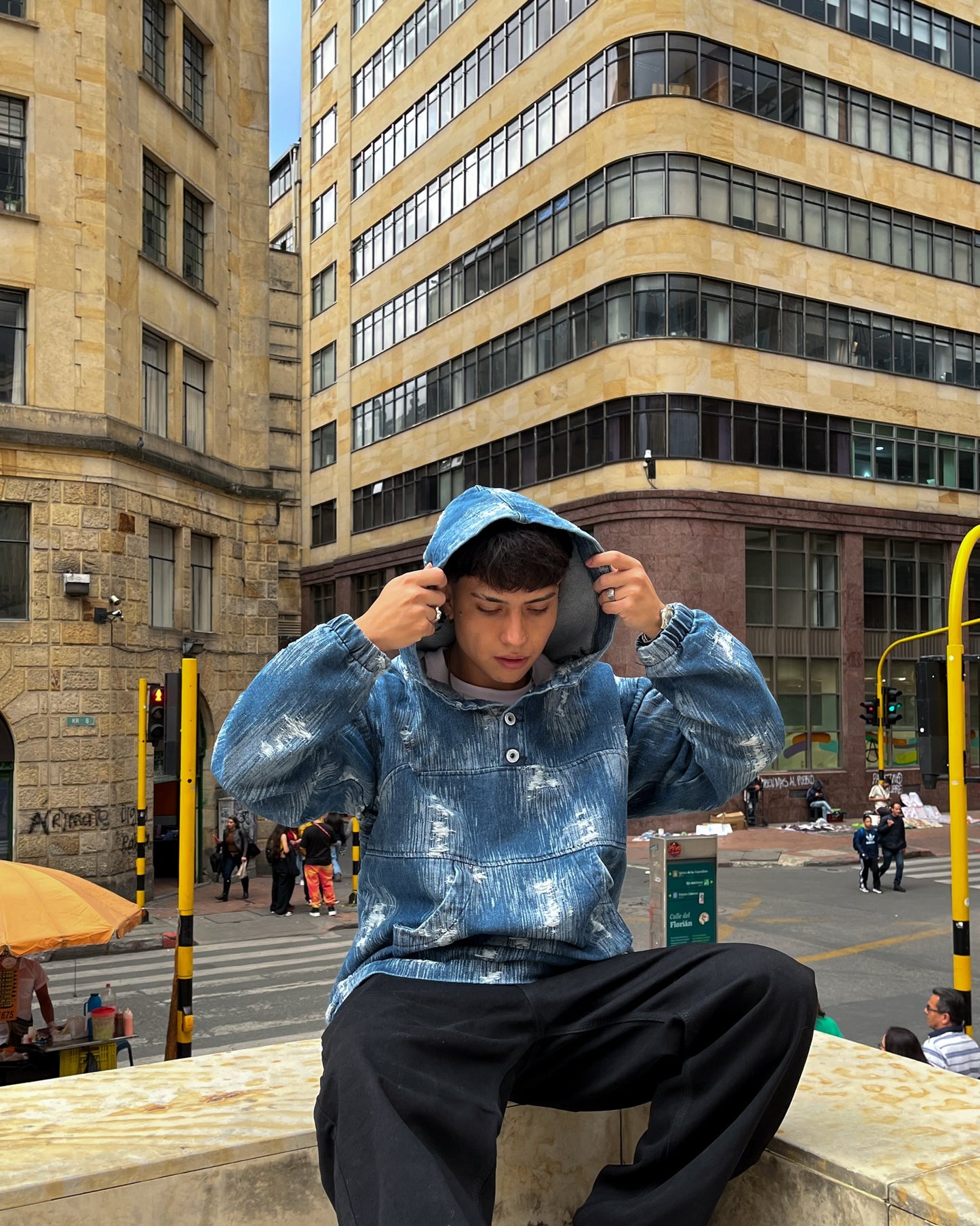Hoodie HARD denim azul ⭑ EDICIÓN LIMITADA ⭑