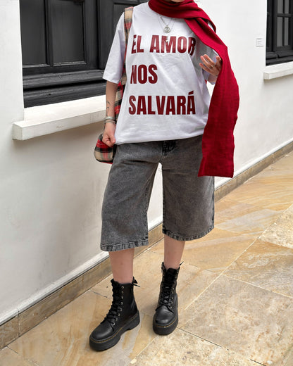 Camiseta ‘El amor nos salvará’ boxy