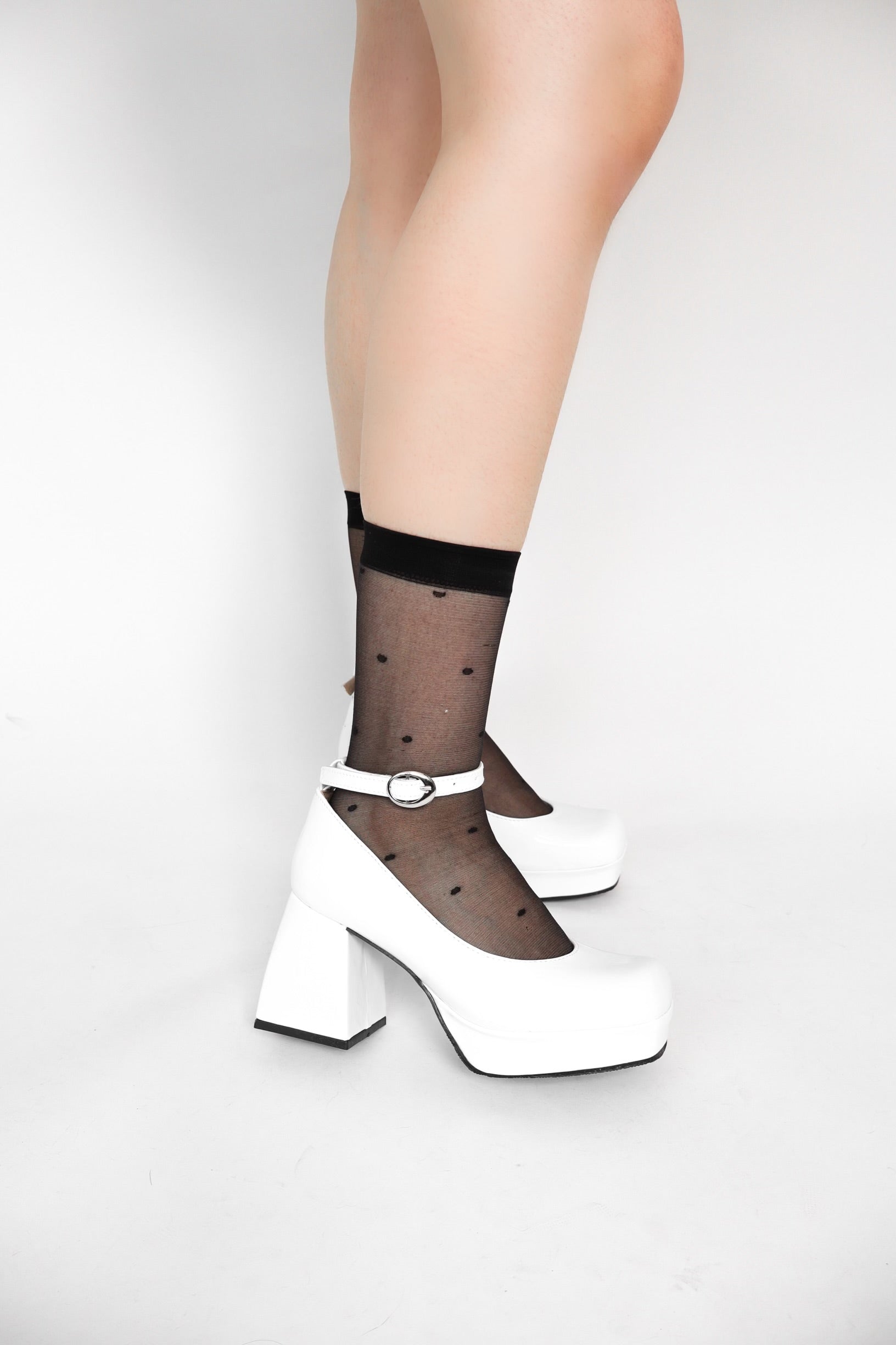 Zapatos Mary Jane blancos