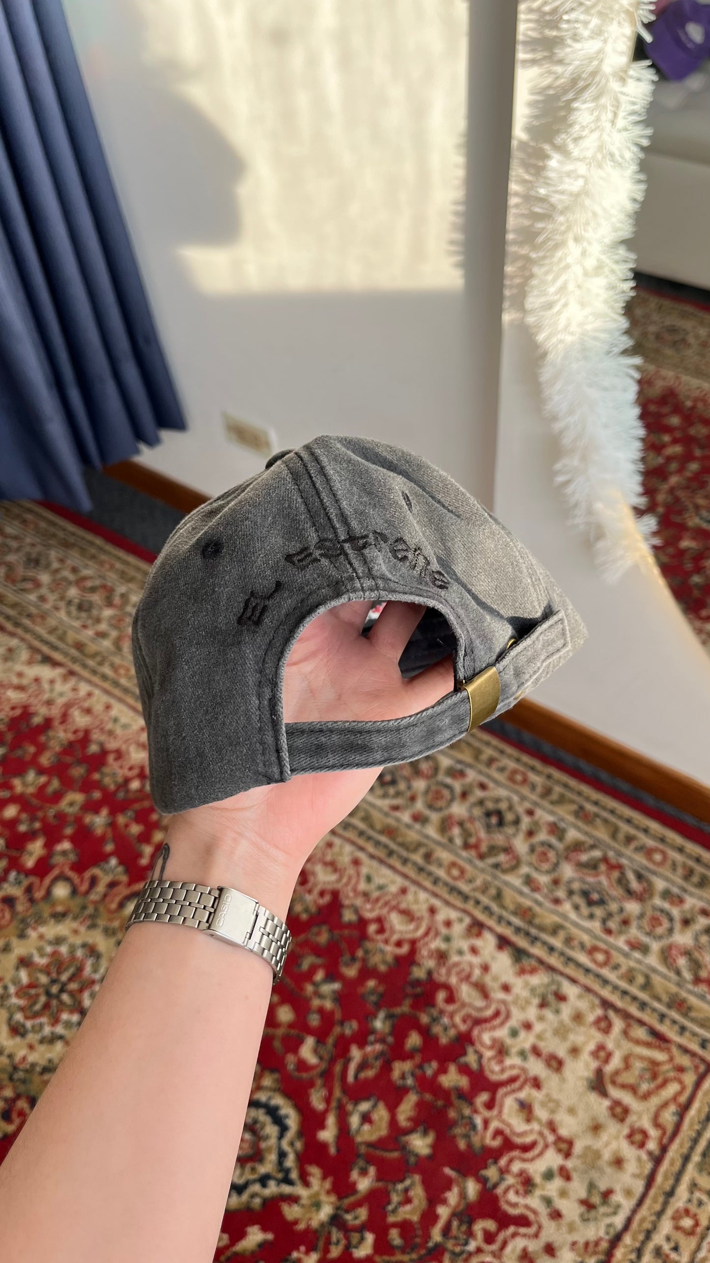 Gorra 'el arte nos salvará' negra