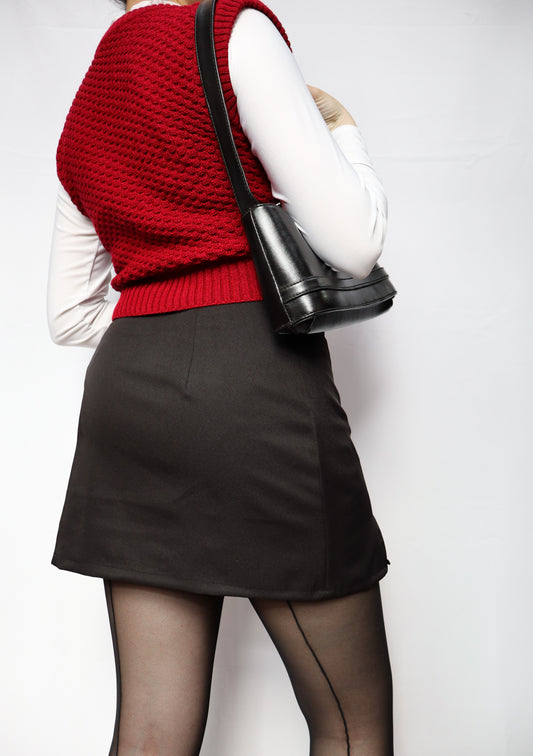 Chaleco crop cereza tejido