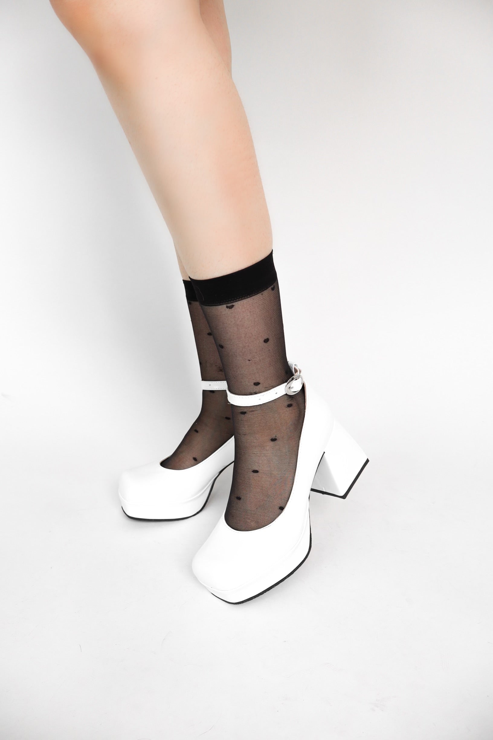 Zapatos Mary Jane blancos
