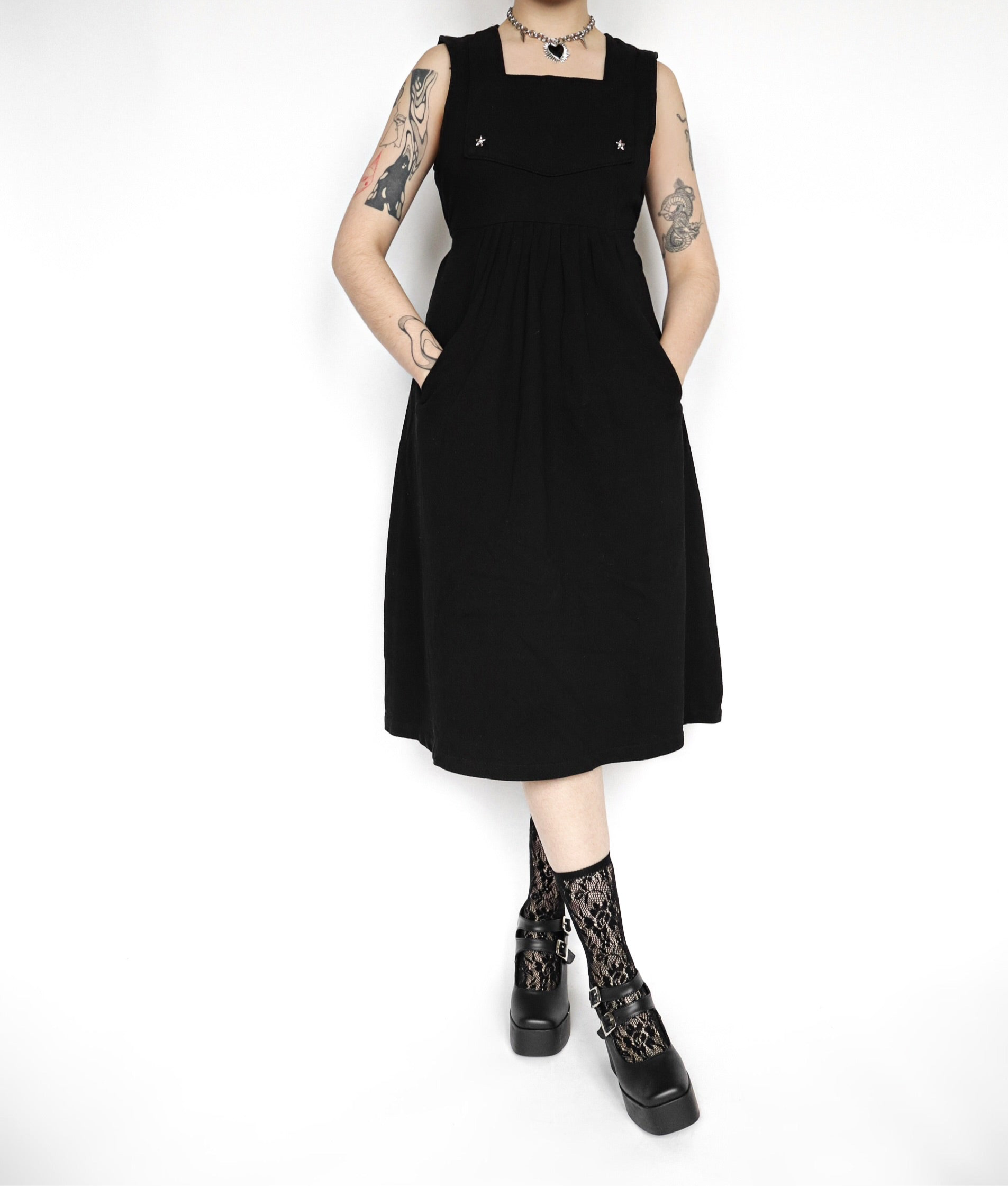 EL ESTRENE ★ Tienda de ropa ★ Moda urbana – EL ESTRENE SAS