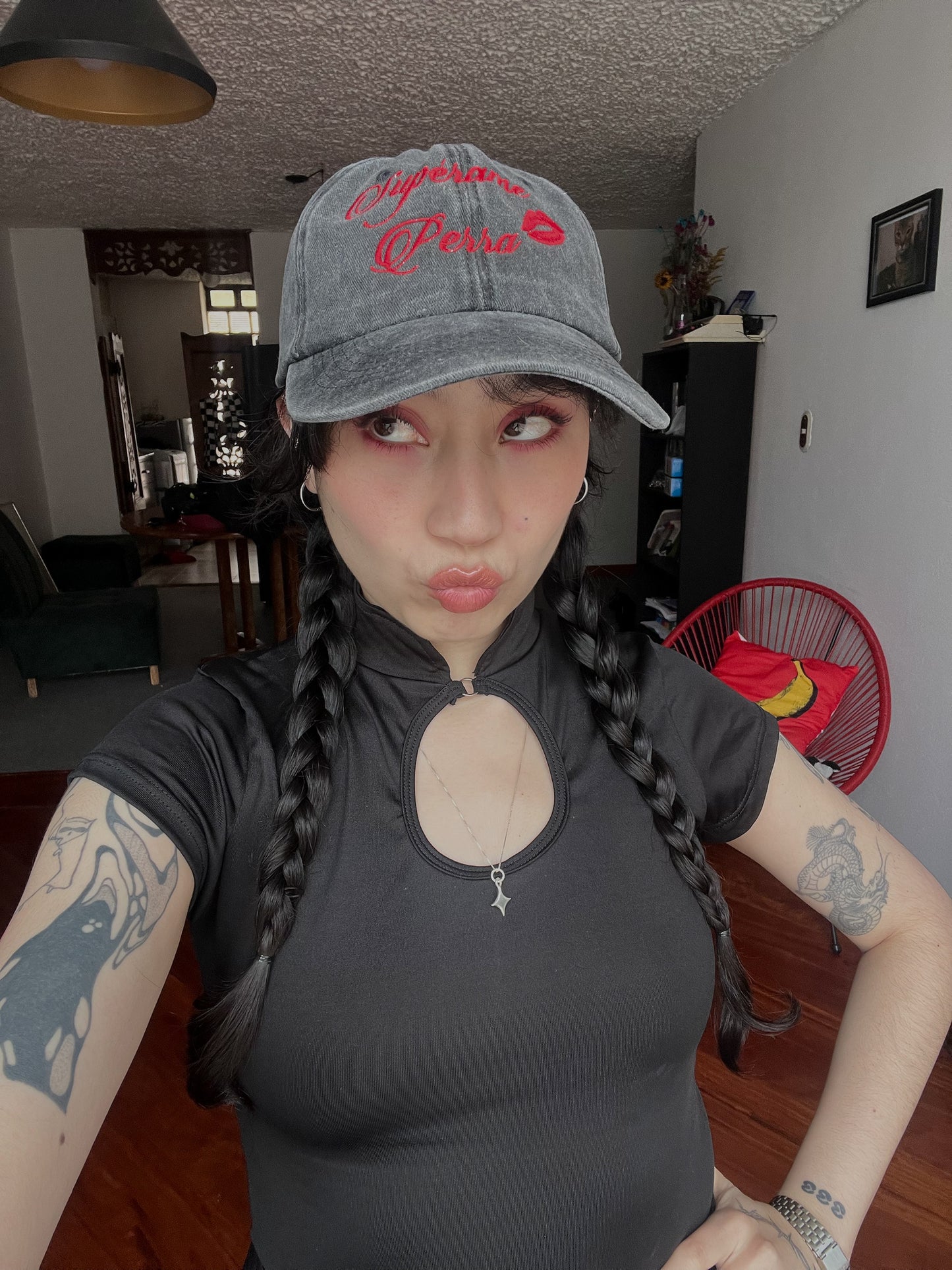 Gorra Supérame P*rra 💋 acid wash