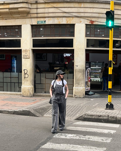 Overol de Jean Baggy Barrel gris acid wash