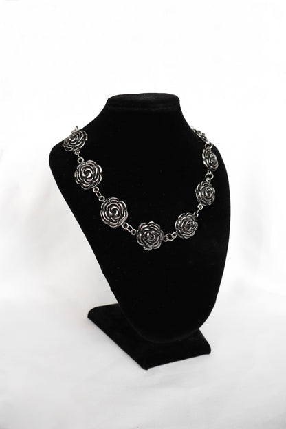 Choker de rosas Romantic