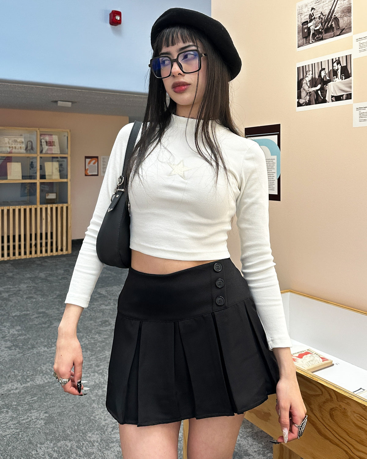 Falda pliegues Liv negra