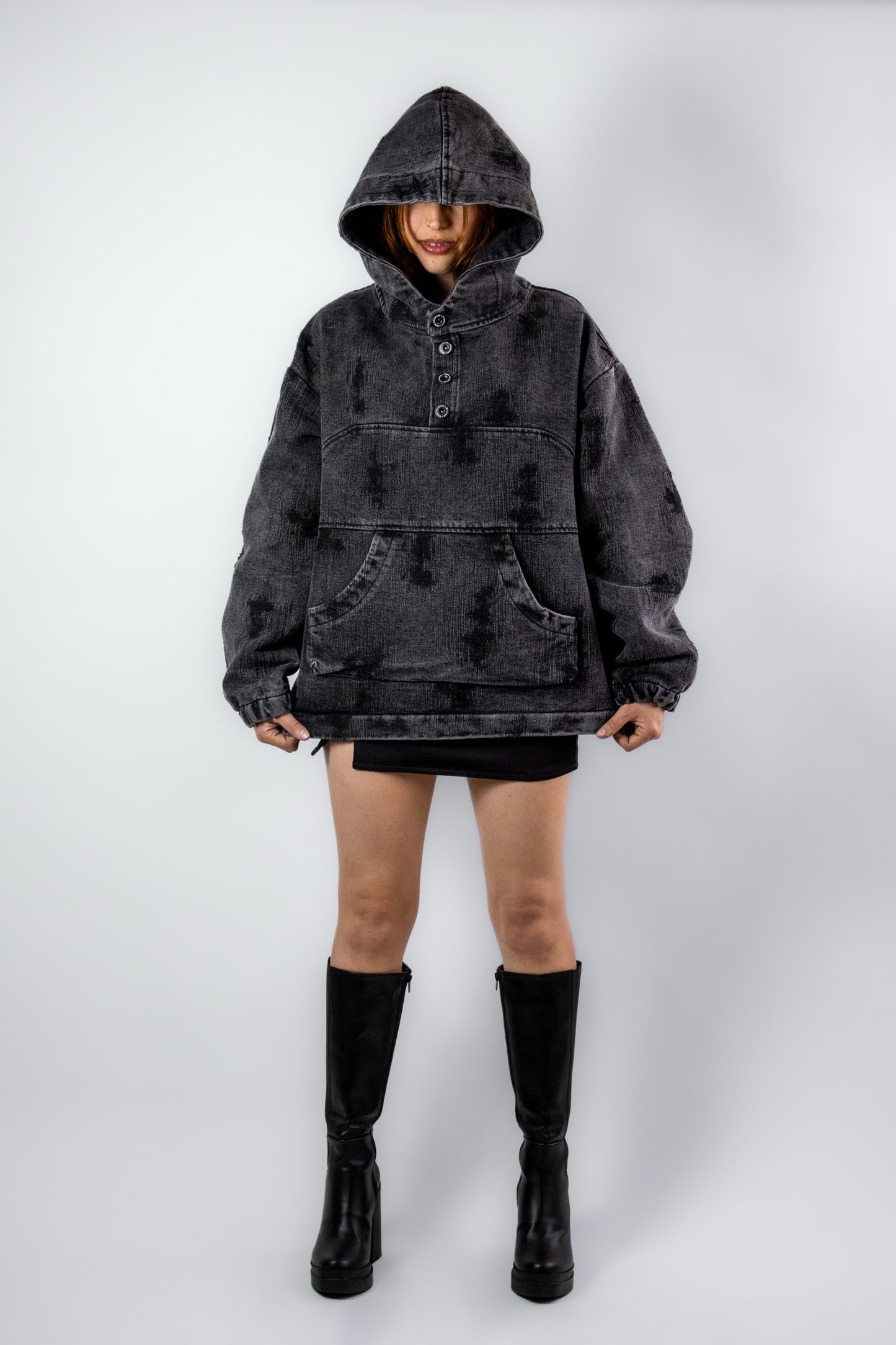 Hoodie HARD denim negro acid wash ⭑ EDICIÓN LIMITADA ⭑