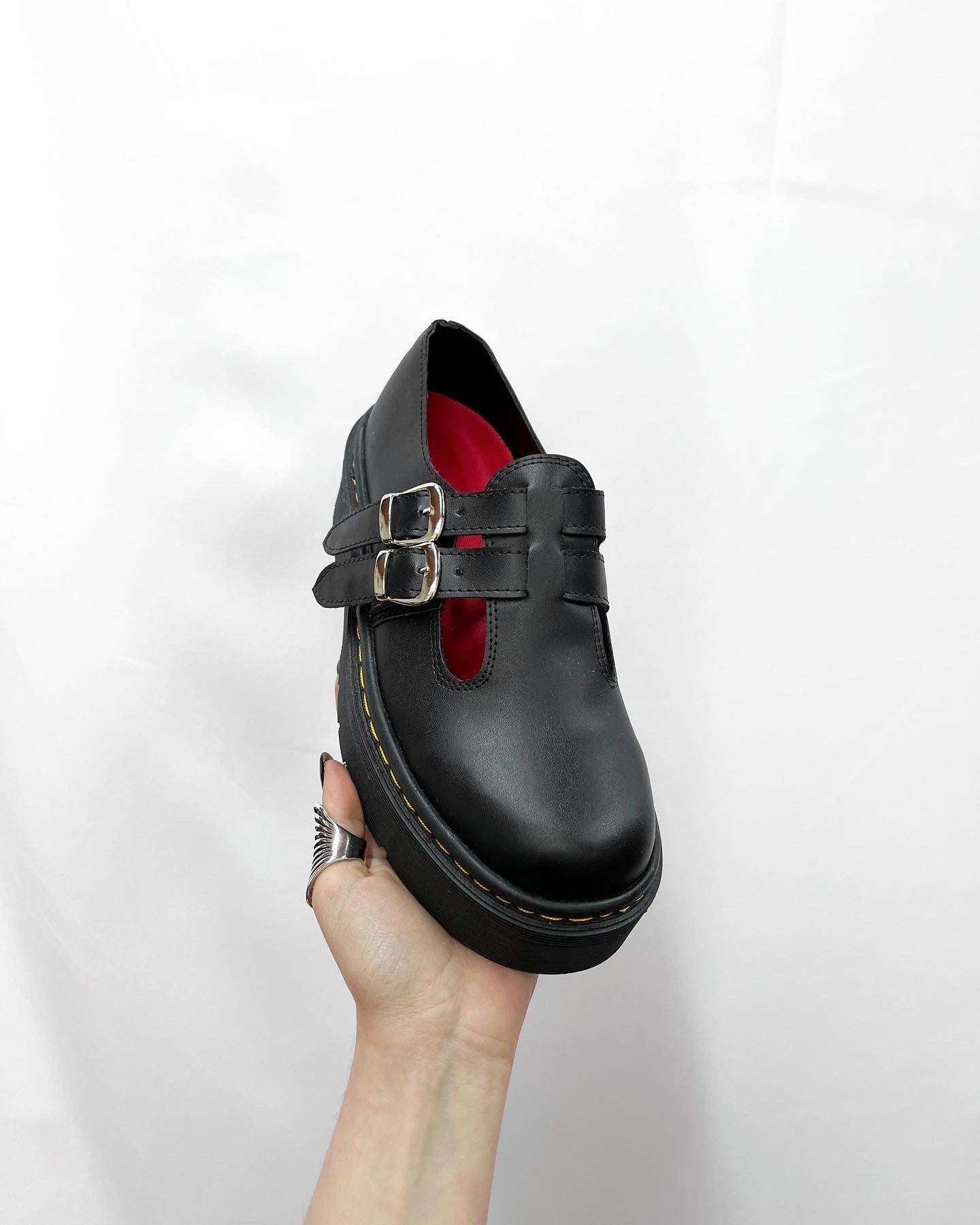 Mary jane estilo dc martens doble hebilla