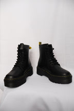 Botas estilo dc martens negras