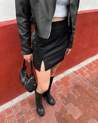 Falda Kate de abertura corta negra