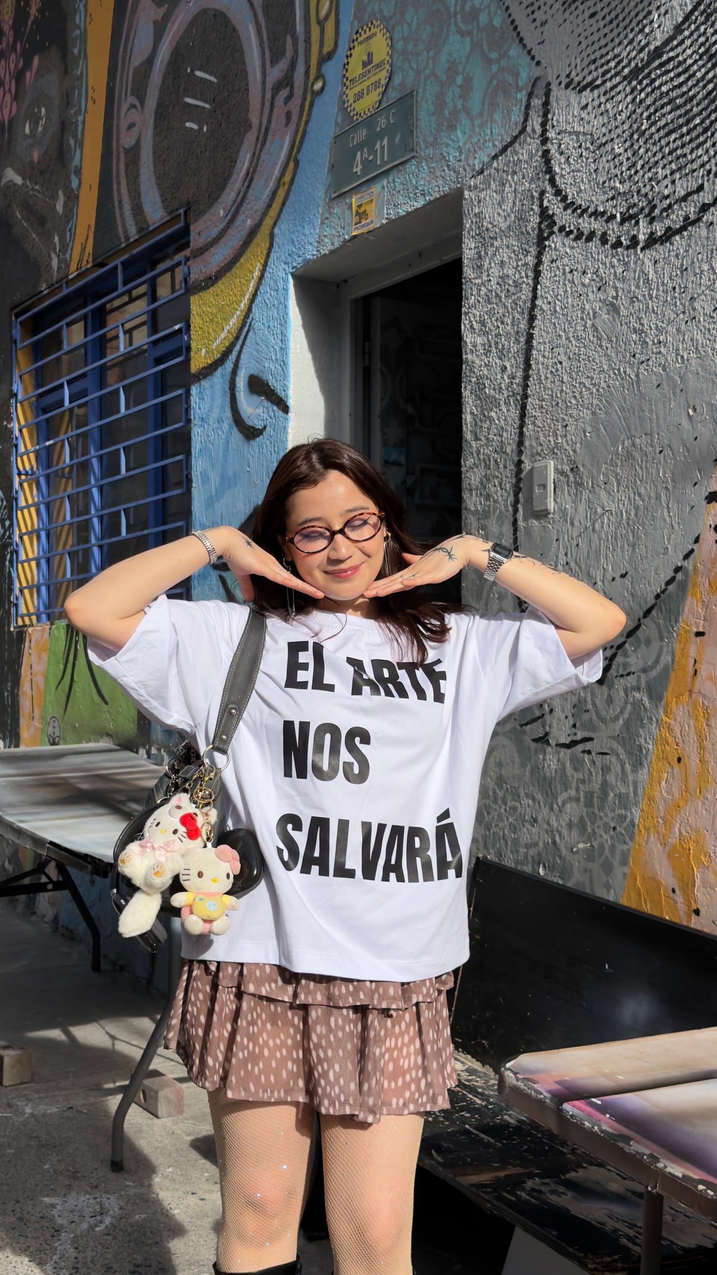 Camiseta ‘El arte nos salvará’ boxy
