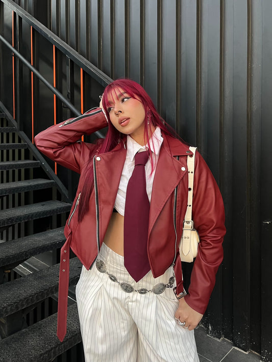 Chaqueta Arabella crop vino