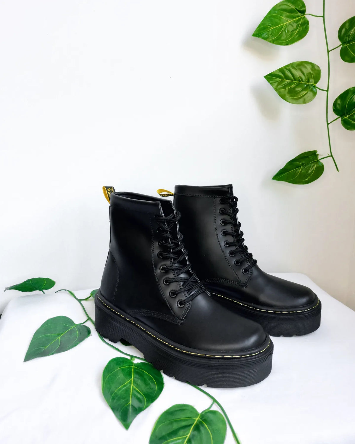 Estrene Botas dc martens negras – El Estrene