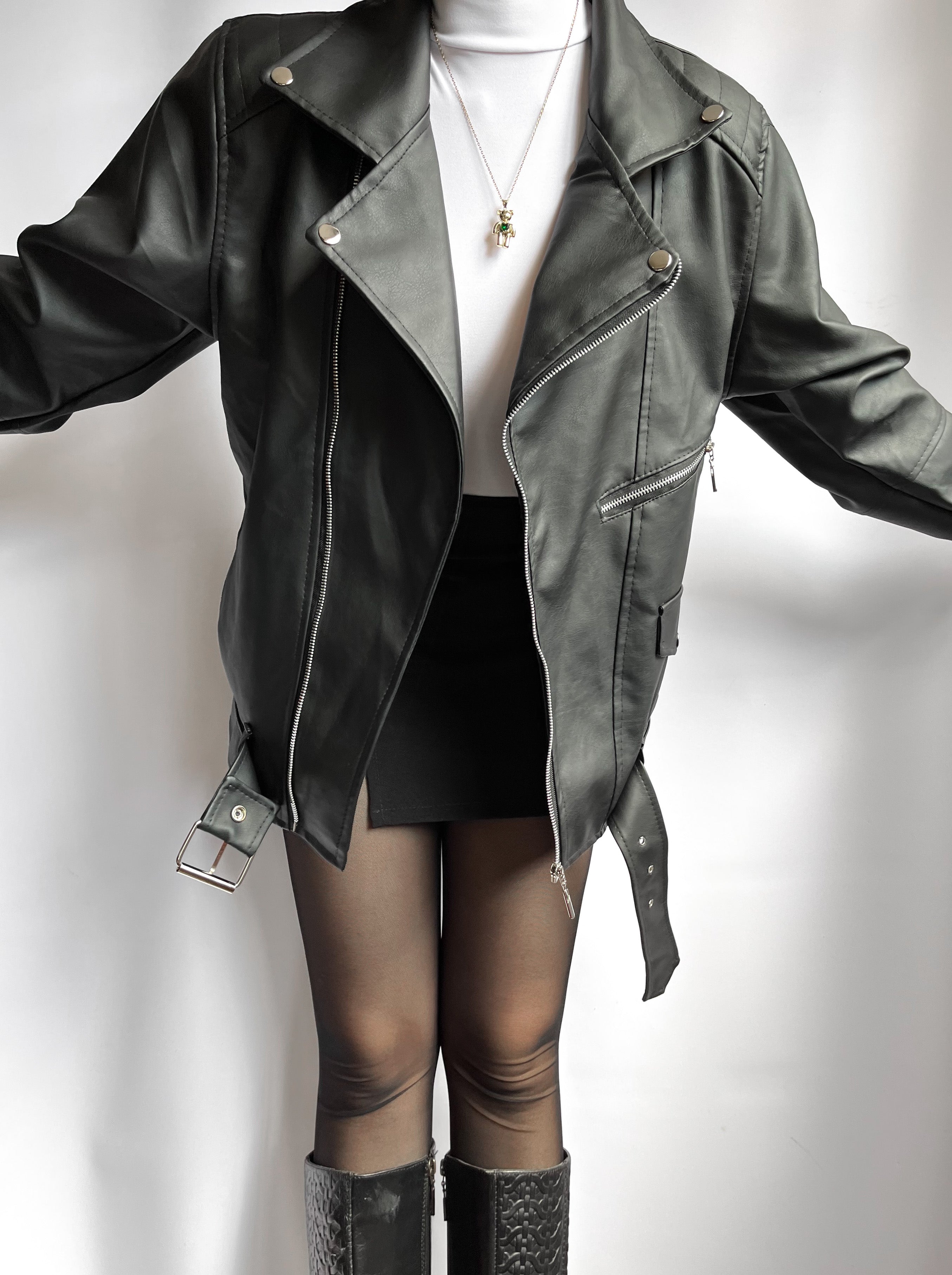 Chaquetón Arabella negra CON CINTURON